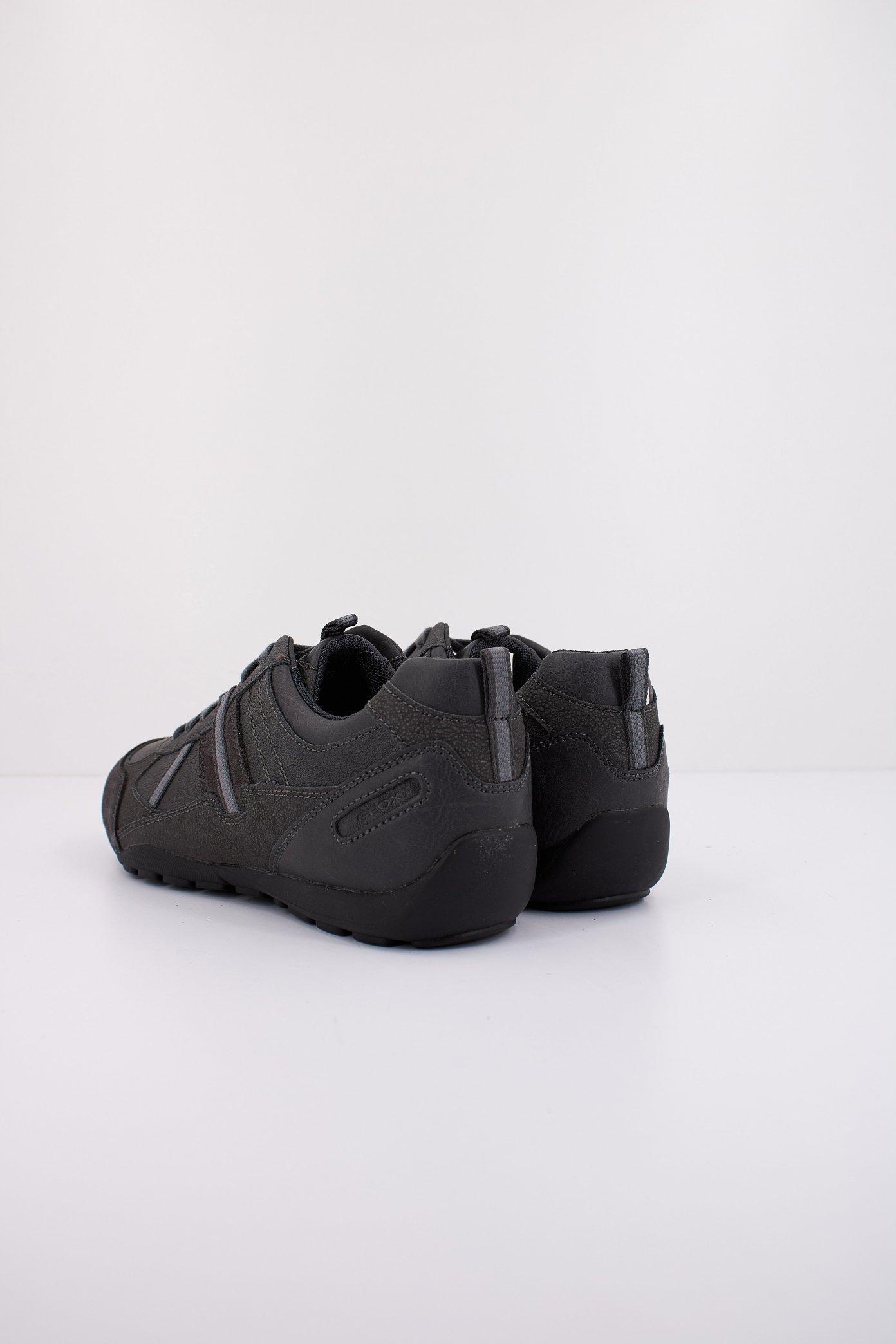 GEOX U RAVEX en color GRIS (3)