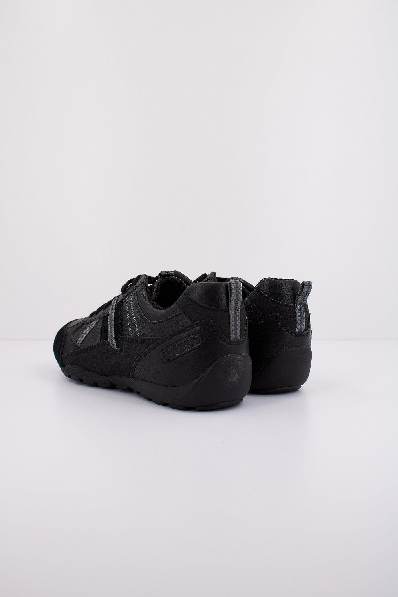 GEOX U RAVEX en color NEGRO (3)