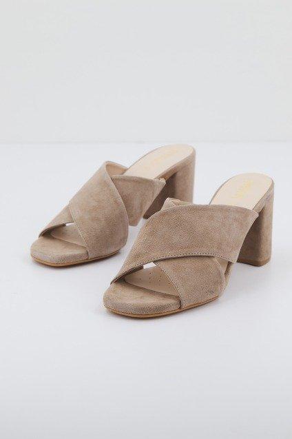 GEOX D GIGLIOLA en color BEIS (1)
