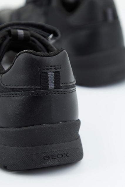 GEOX J BRIEZEE BOY en color NEGRO (3)