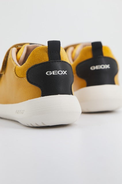 GEOX B HYROO BOY en color AMARILLO (3)