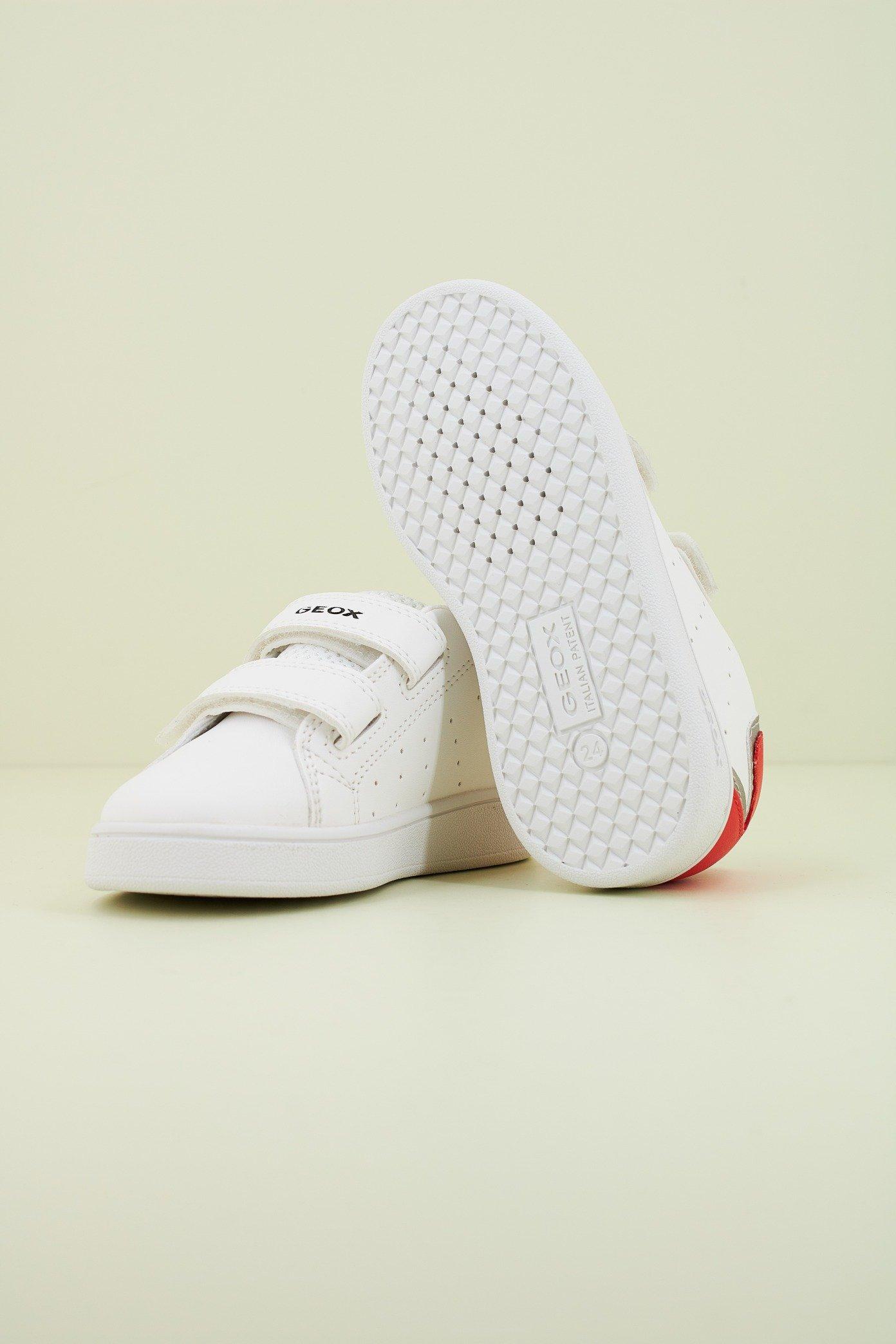 GEOX B ECLYPER BOY en color BLANCO (4)