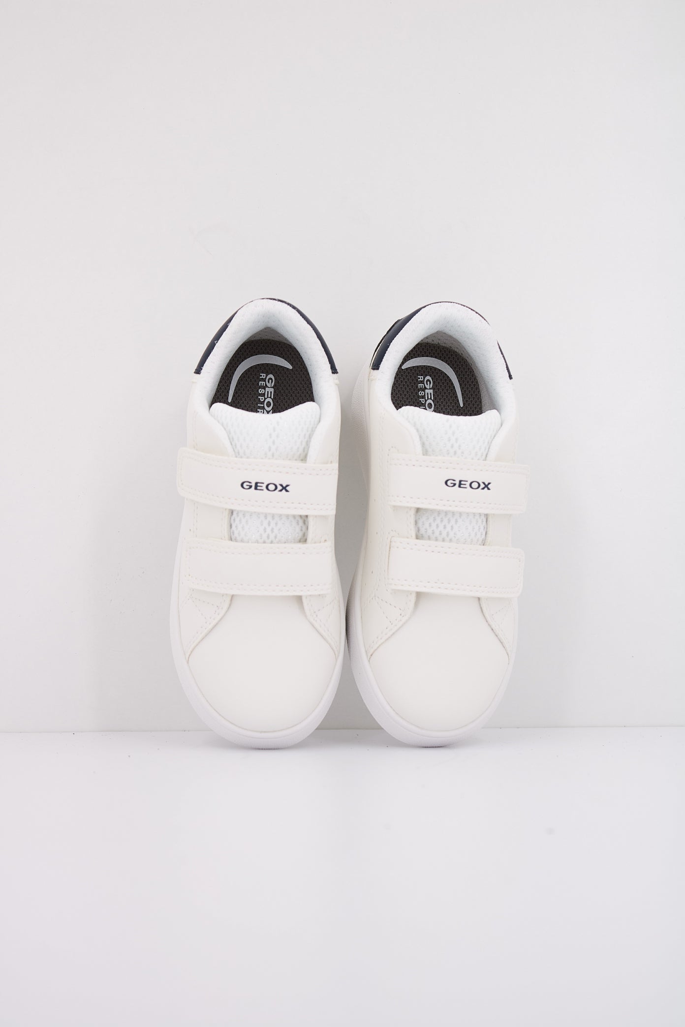 GEOX B ECLYPER BOY en color BLANCO (3)