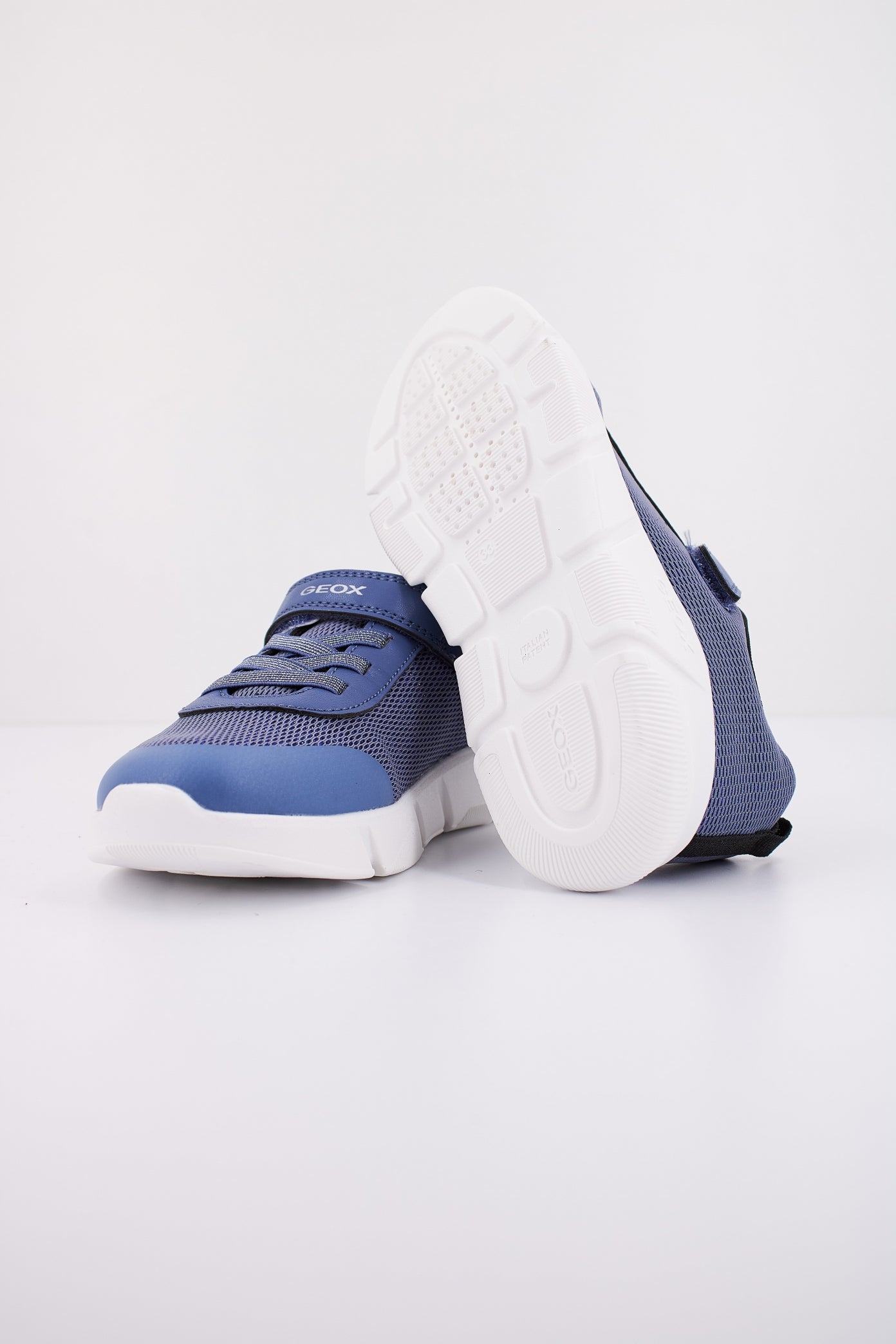 GEOX J ARIL GIRL en color VIOLETA (5)