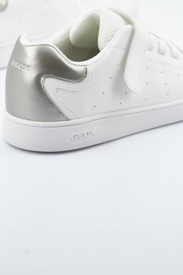 GEOX J ECLYPER G. A en color BLANCO (4)
