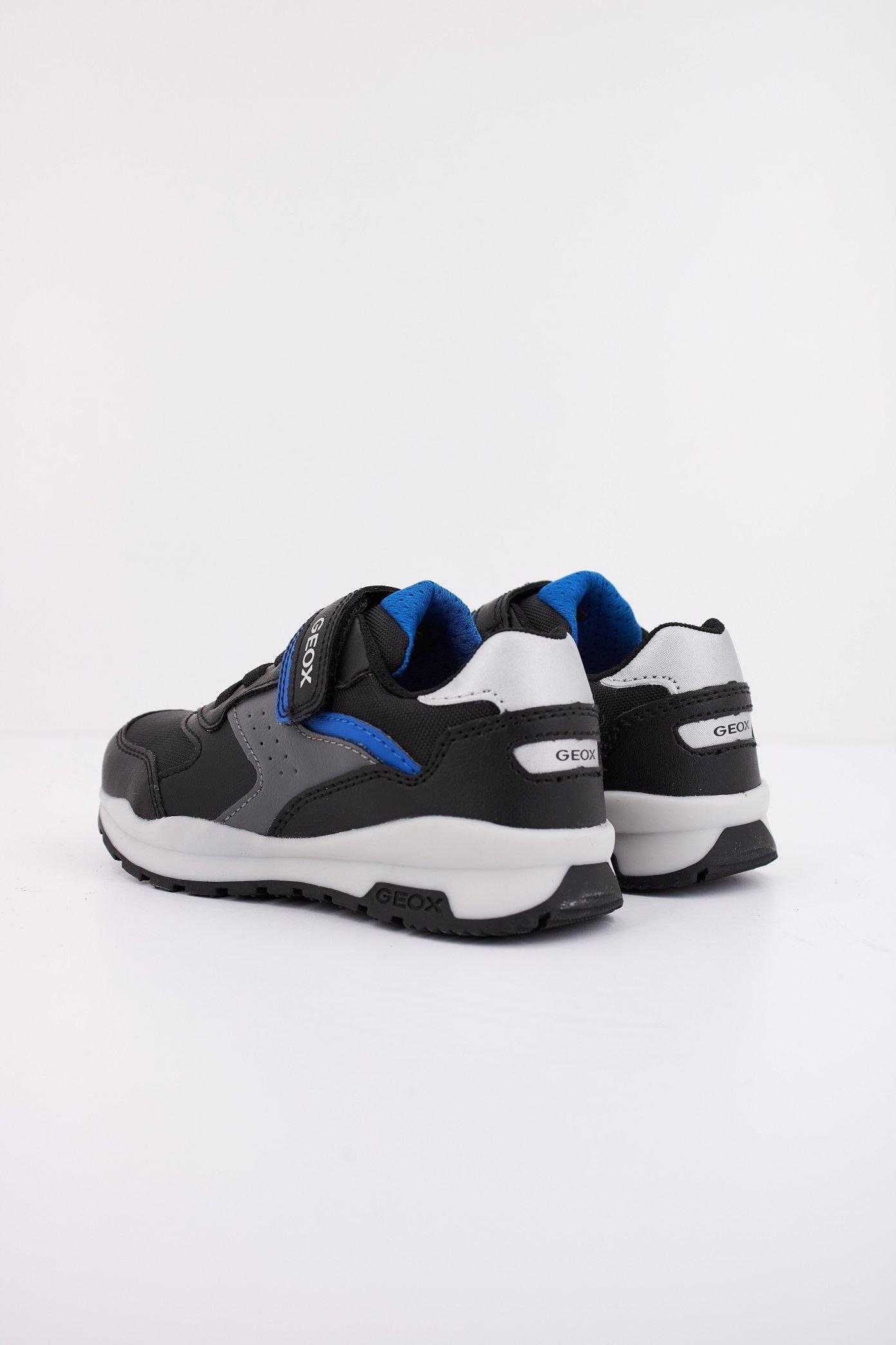 GEOX J PAVEL B. en color AZUL (4)