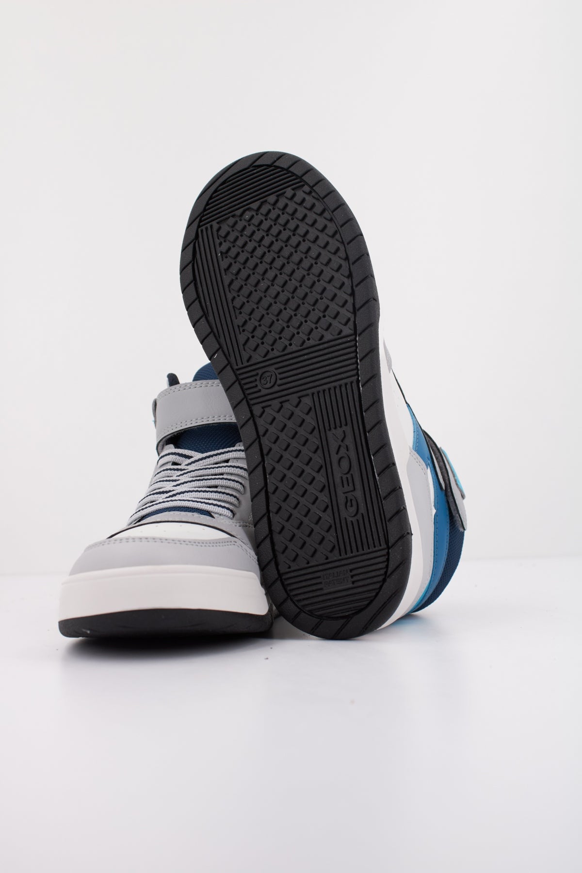 GEOX  J PERTH BOY  en color GRIS  (5)