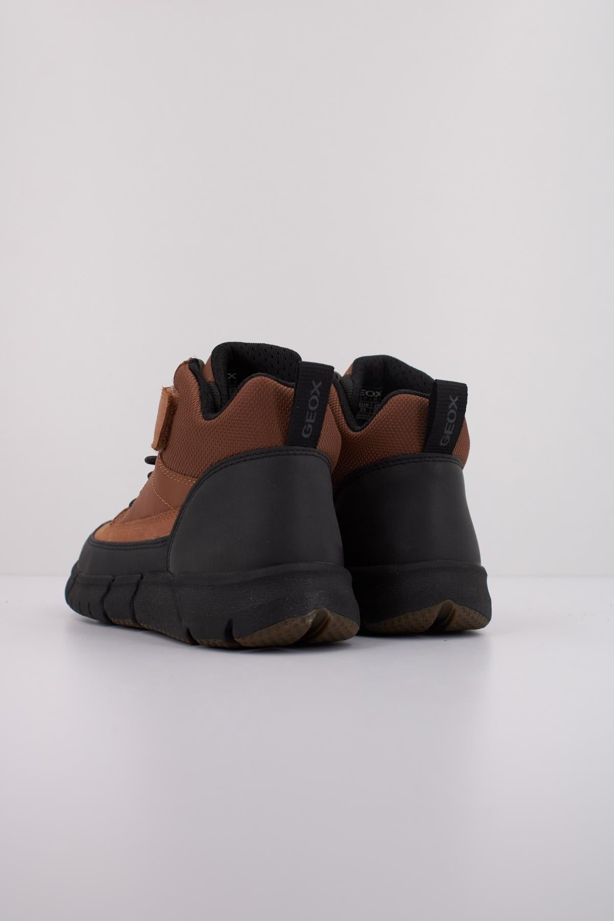 GEOX J FLEXYPER B. en color MARRON (4)