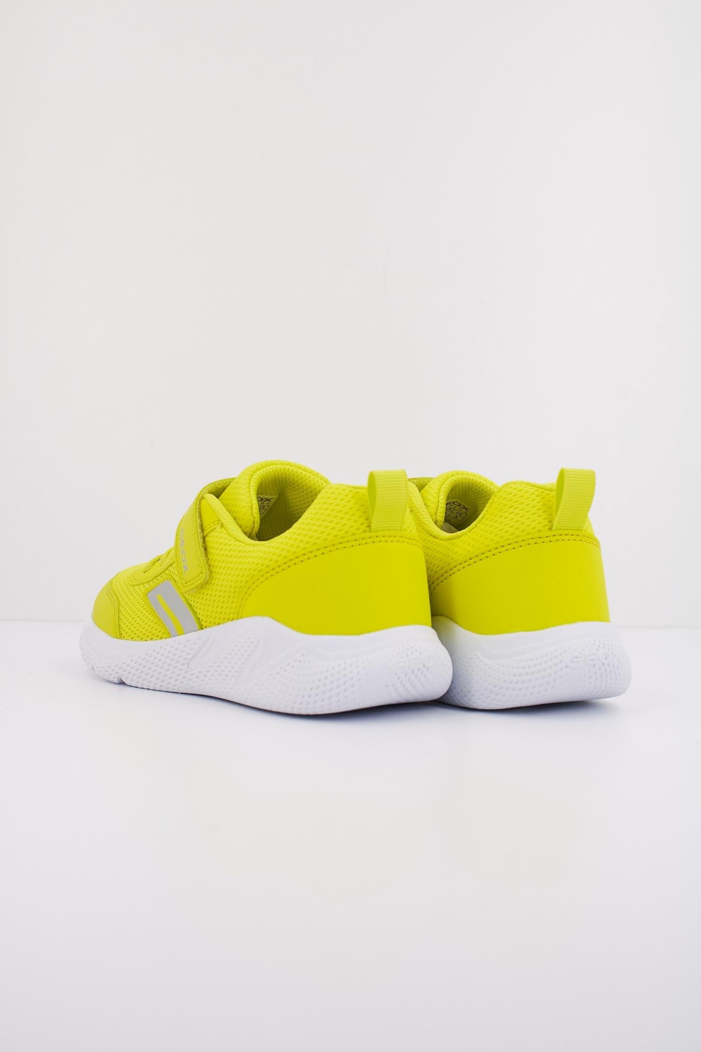 GEOX J SPRINTYE BOY en color AMARILLO (4)