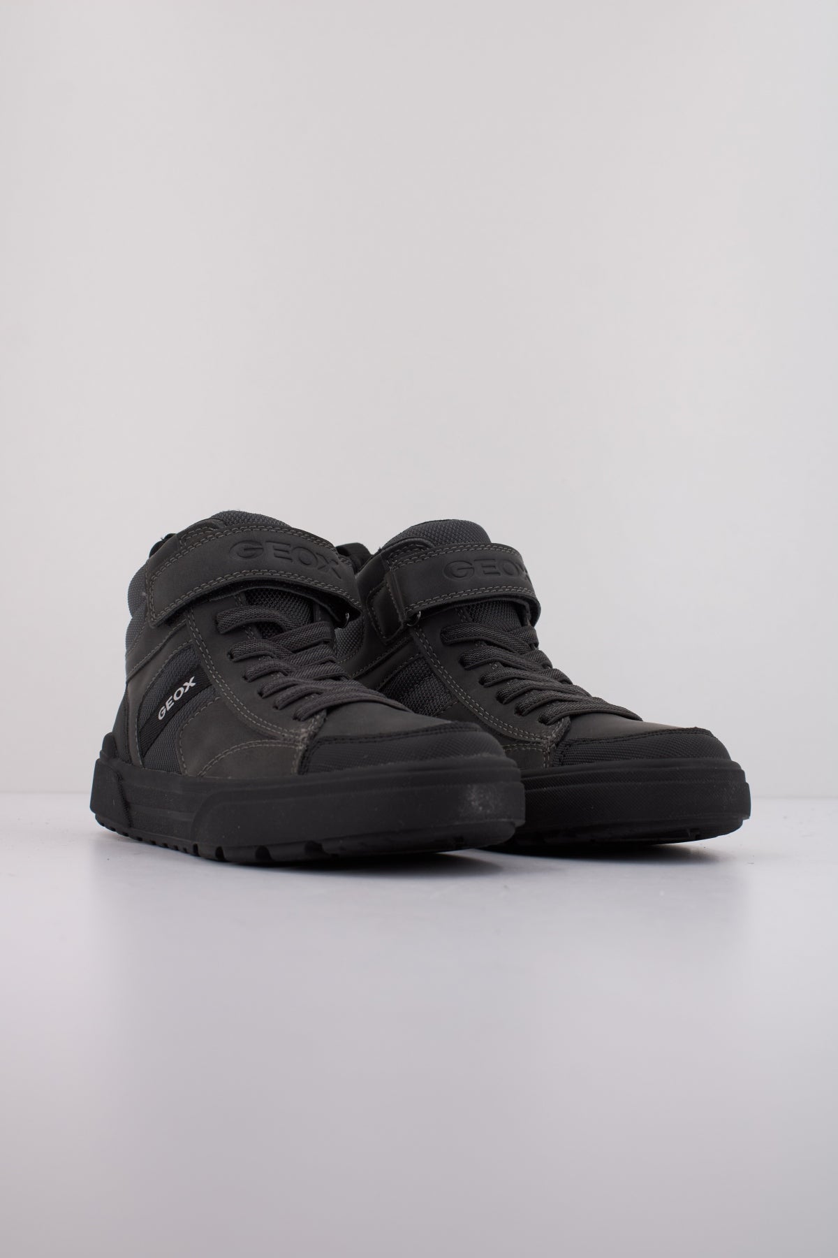 GEOX J WEEMBLE B. A en color GRIS  (2)