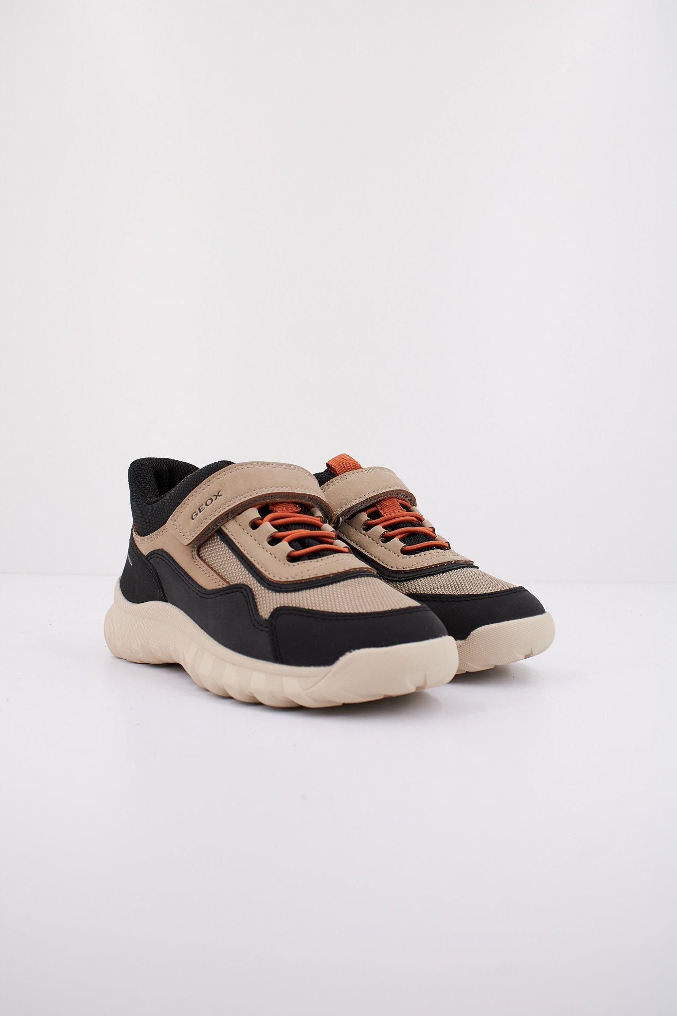GEOX J SIMBYOS en color MARRON (2)