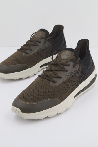 GEOX U SPHERICA ACTIF en color VERDE (1)
