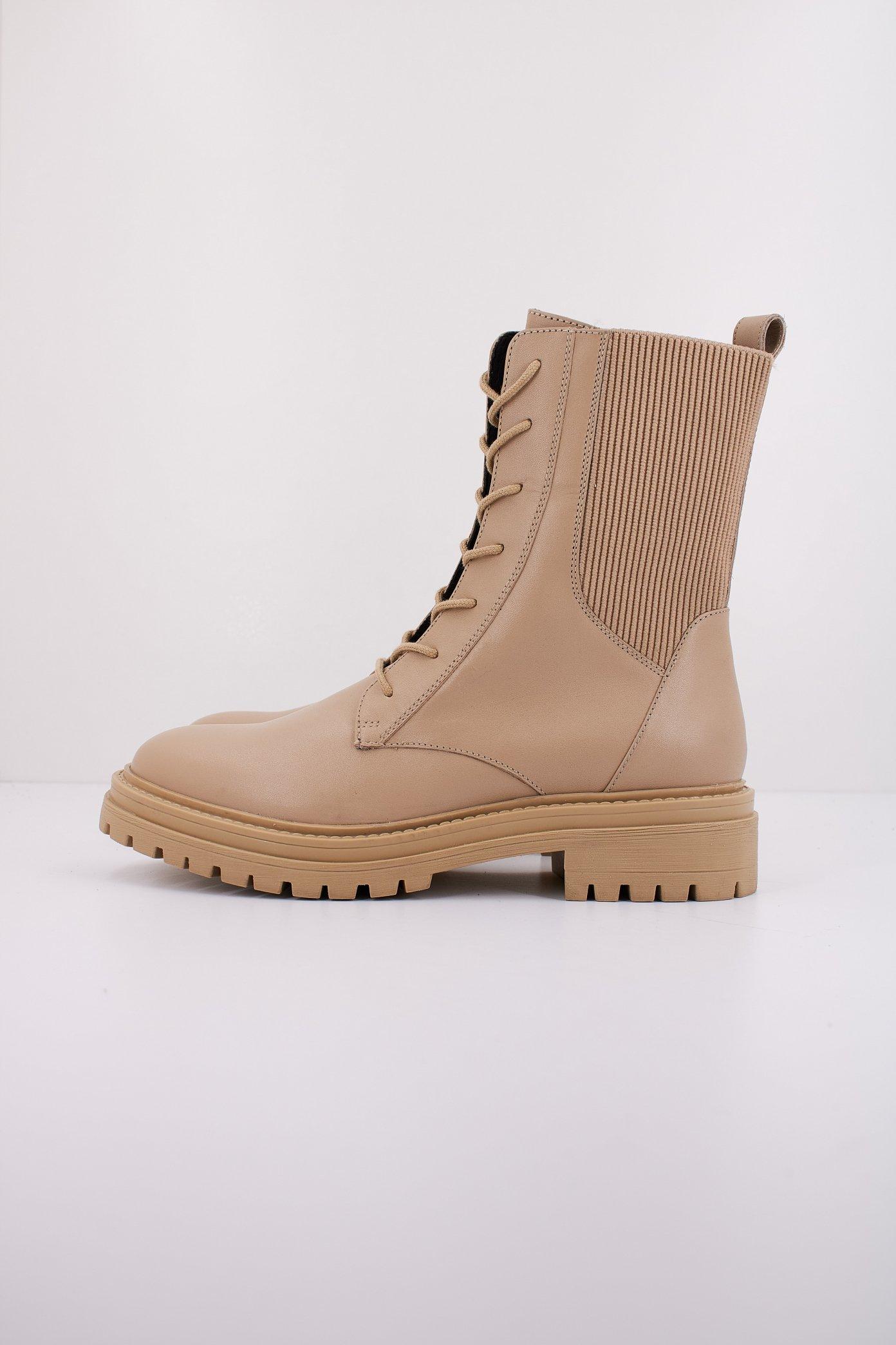 GEOX D IRIDEA en color MARRON CLARO (1)
