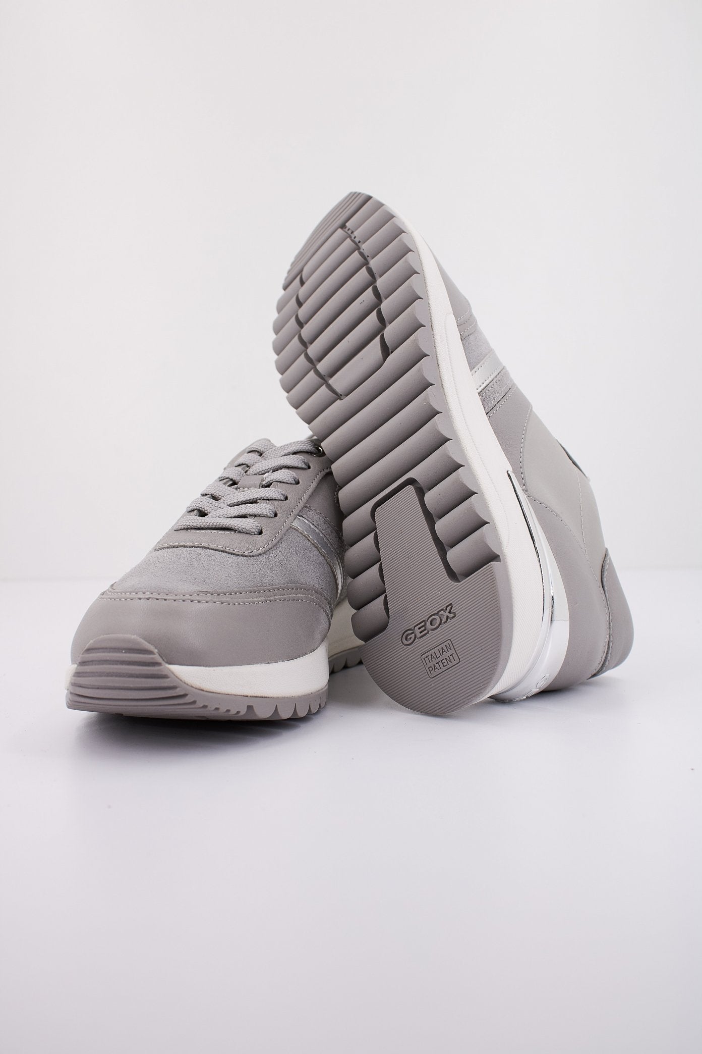 GEOX D DESYA en color GRIS (5)