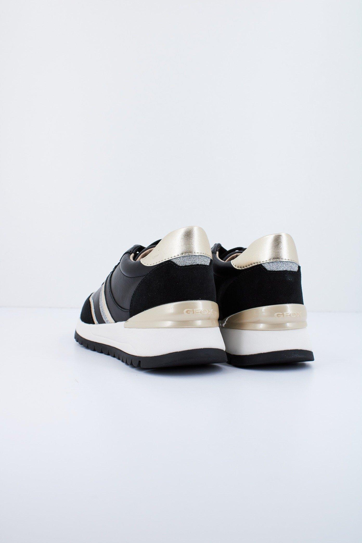 GEOX D DESYA en color NEGRO (3)