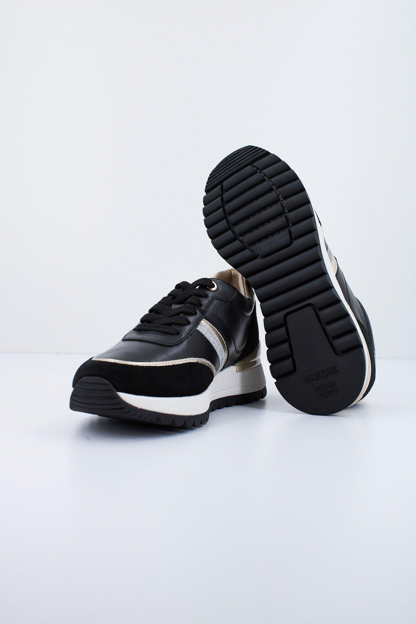 GEOX D DESYA en color NEGRO (4)