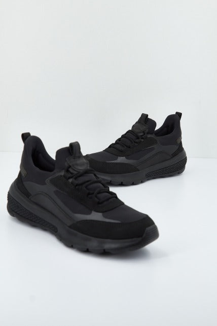 GEOX D SPHERICA en color NEGRO (1)