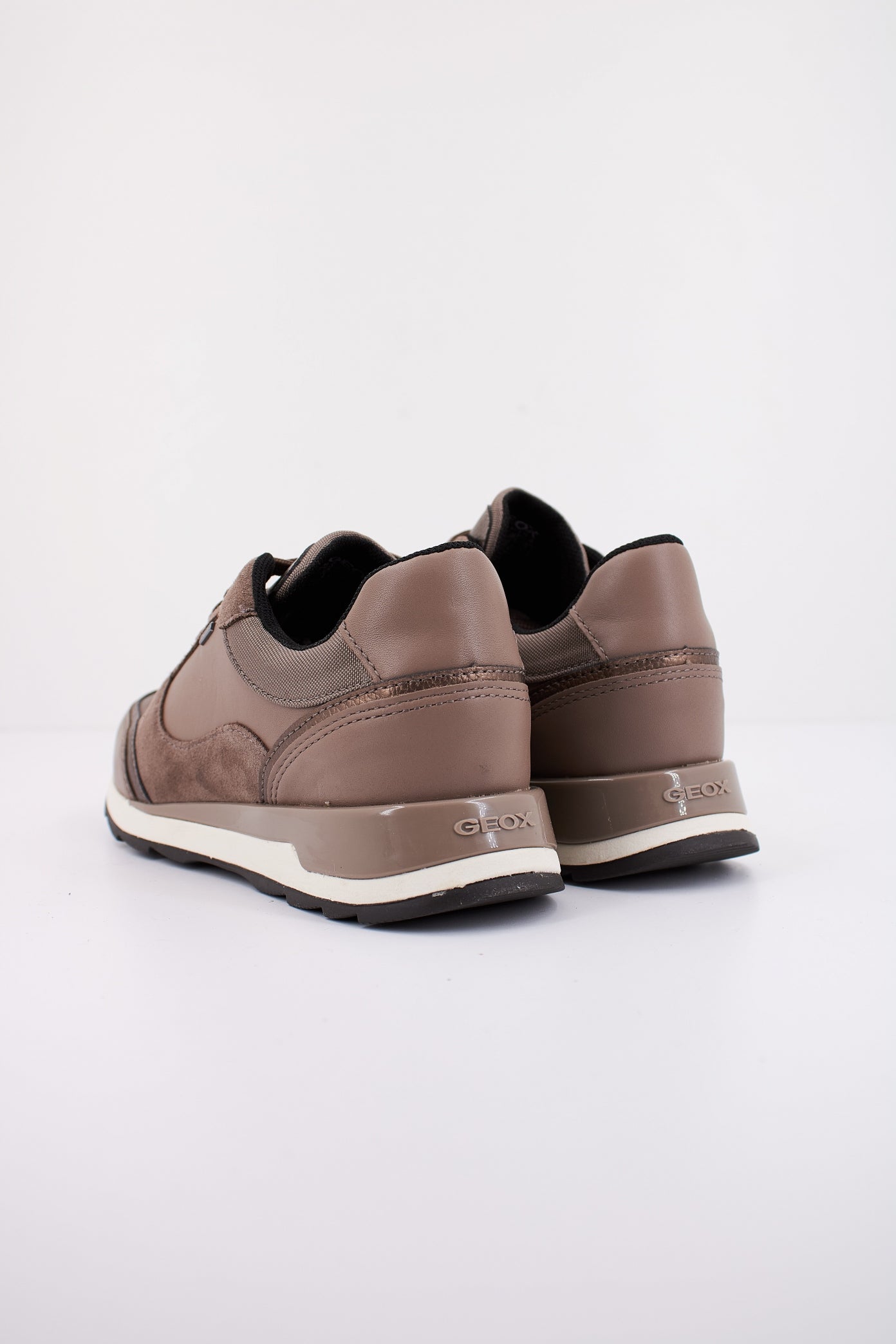 GEOX D NEW ANEKO B ABX en color MARRON (4)