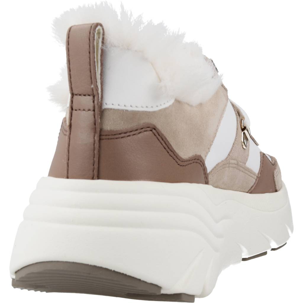 GEOX D DIAMANTA en color BLANCO (3)