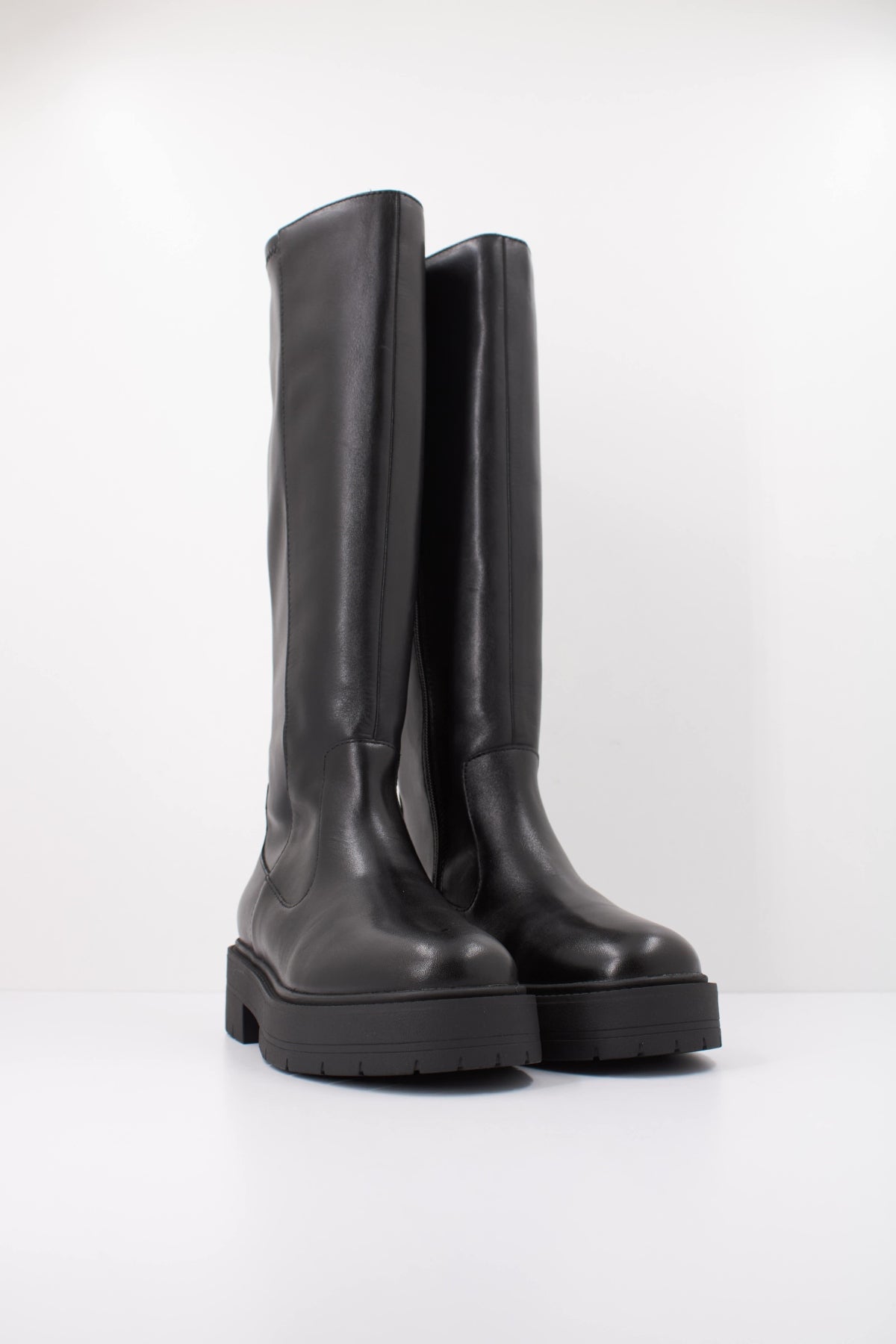GEOX D SPHERICA EC en color NEGRO (2)