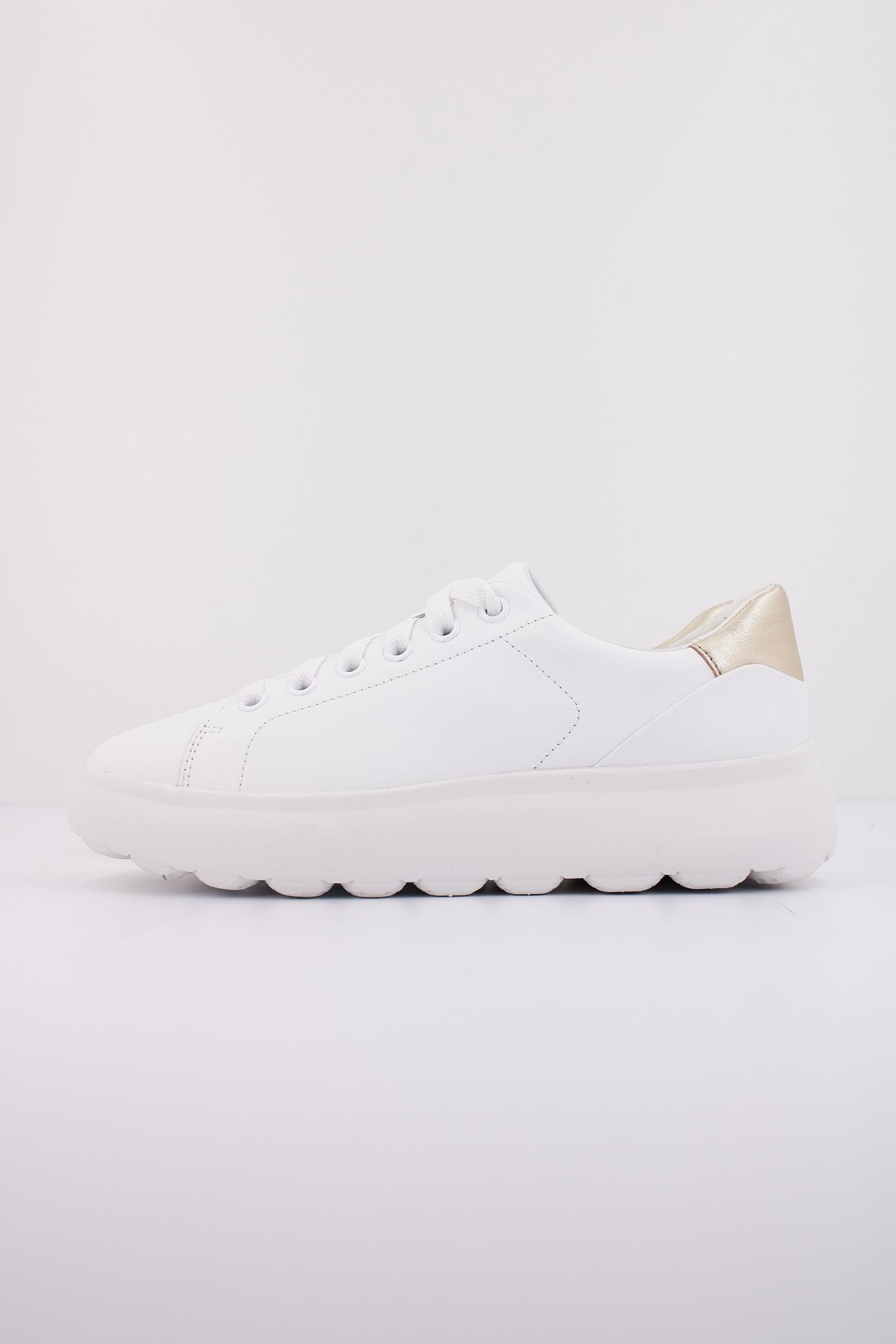 GEOX D SPHERICA EC. en color BLANCO (1)