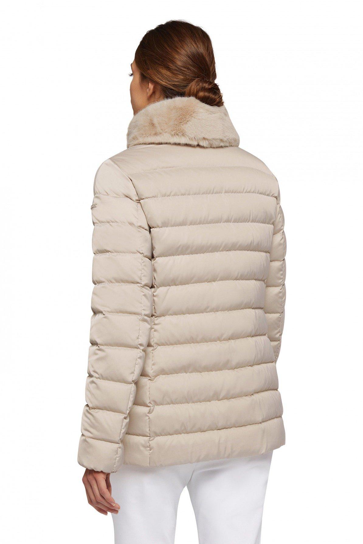 GEOX W BETTANIE MID JKT en color BEIS (3)