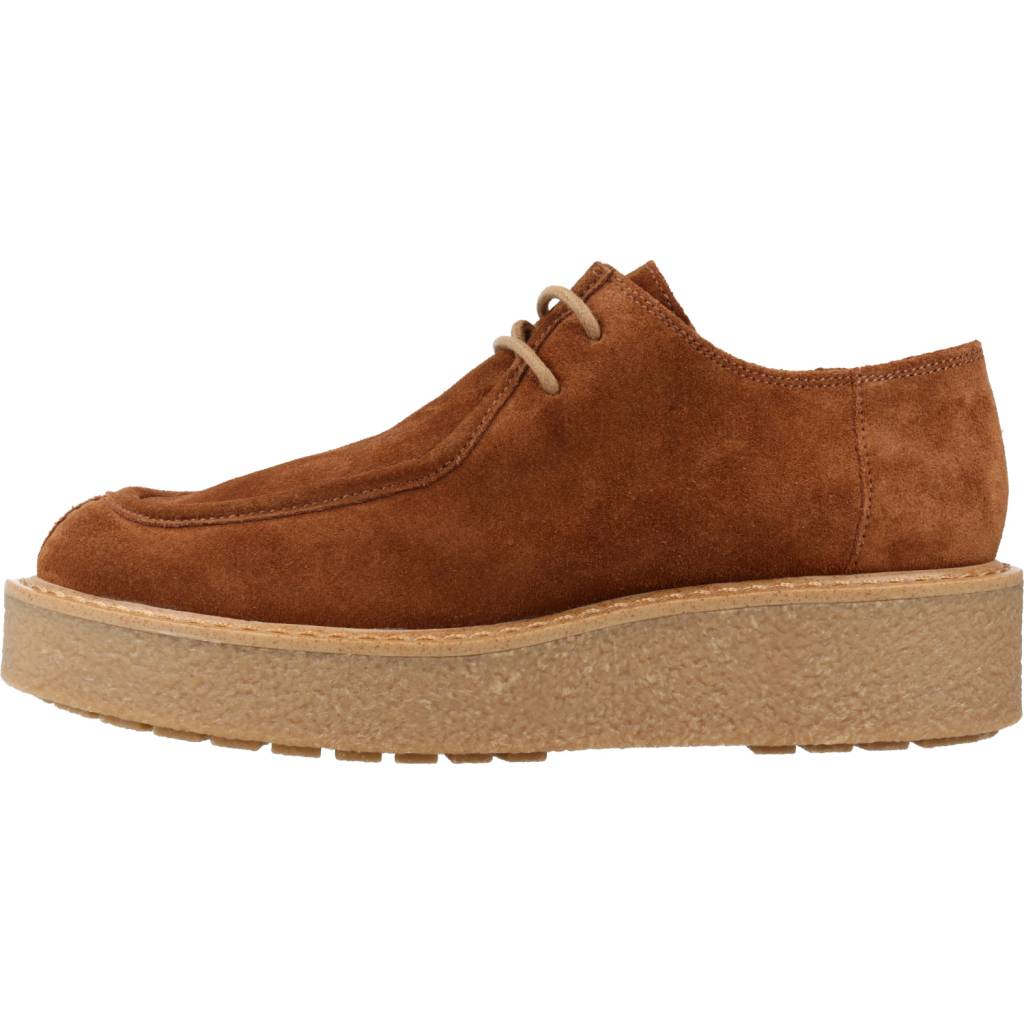 GEOX D ELIDEA D en color MARRON CLARO (2)