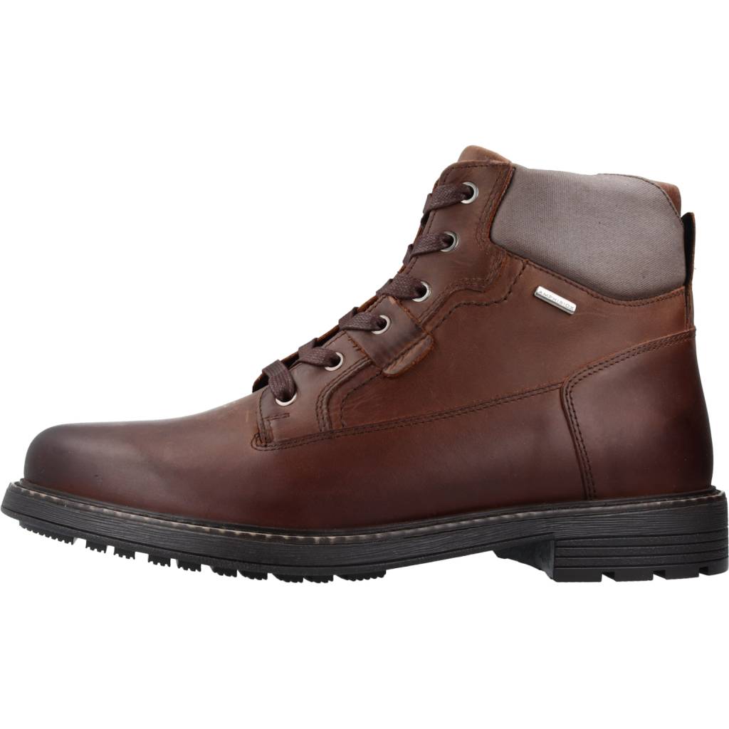 GEOX U MEDUNO NP ABX en color MARRON (2)
