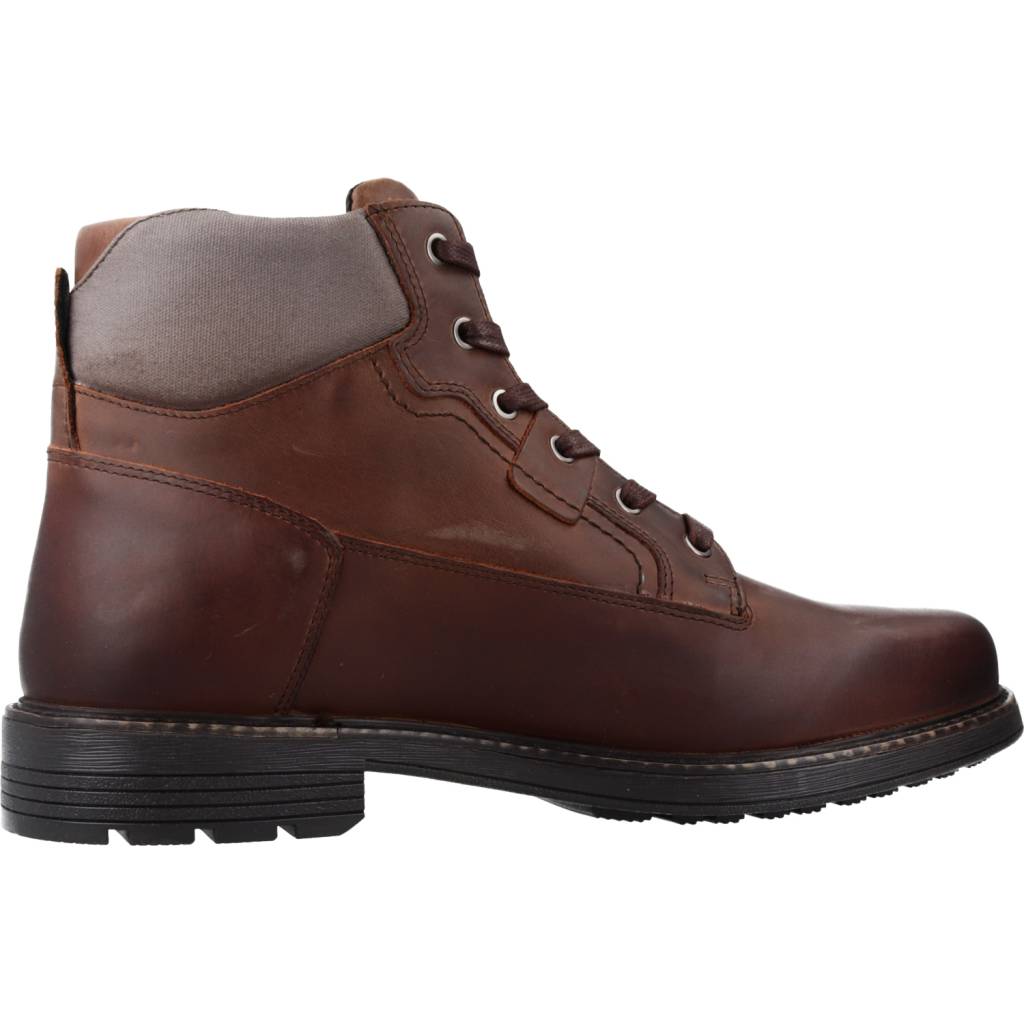 GEOX U MEDUNO NP ABX en color MARRON (4)