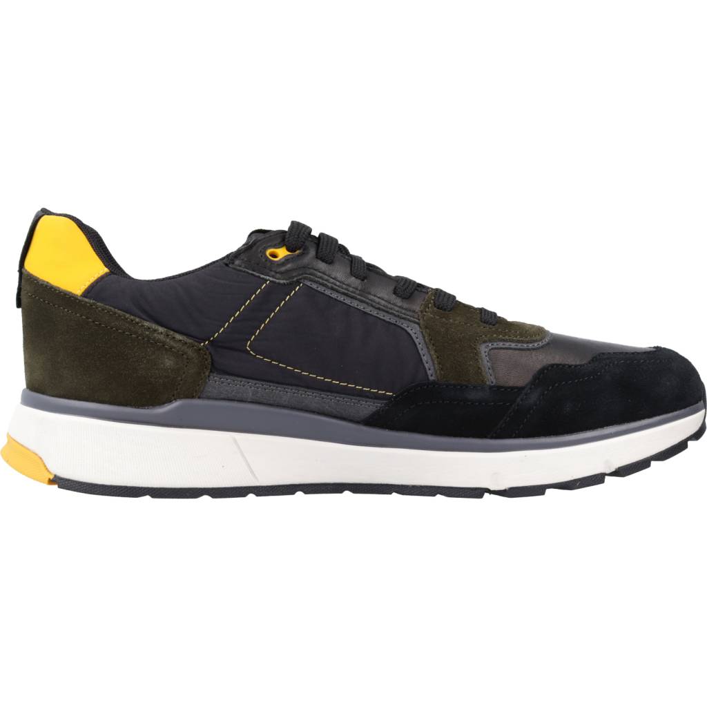 GEOX U DOLOMIA A en color NEGRO (4)
