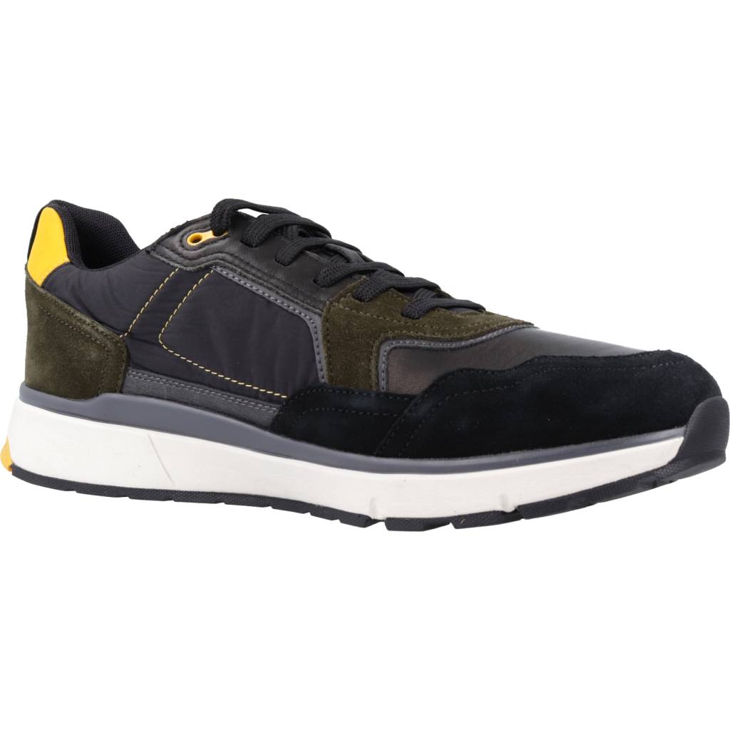 GEOX U DOLOMIA A en color NEGRO (5)