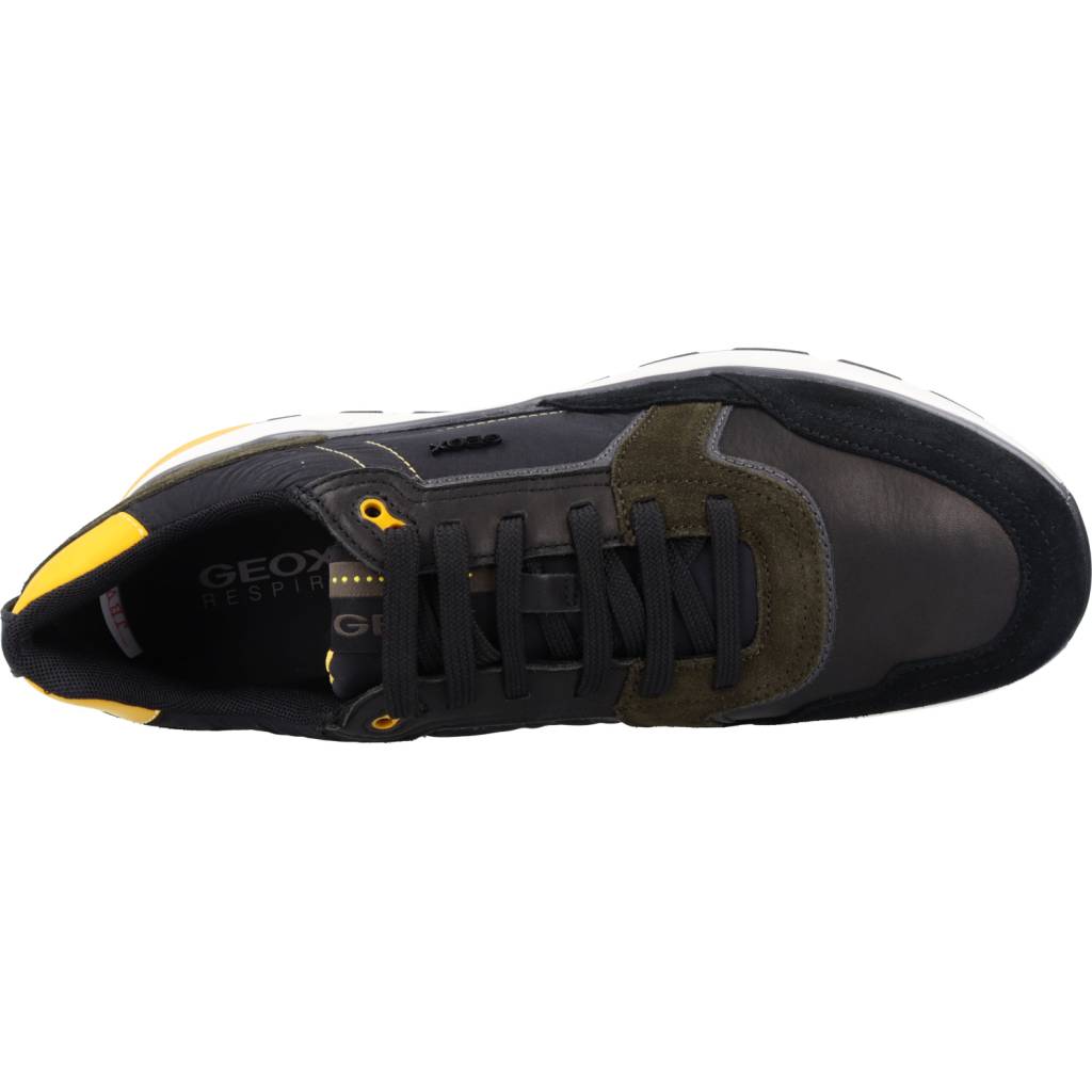 GEOX U DOLOMIA A en color NEGRO (7)