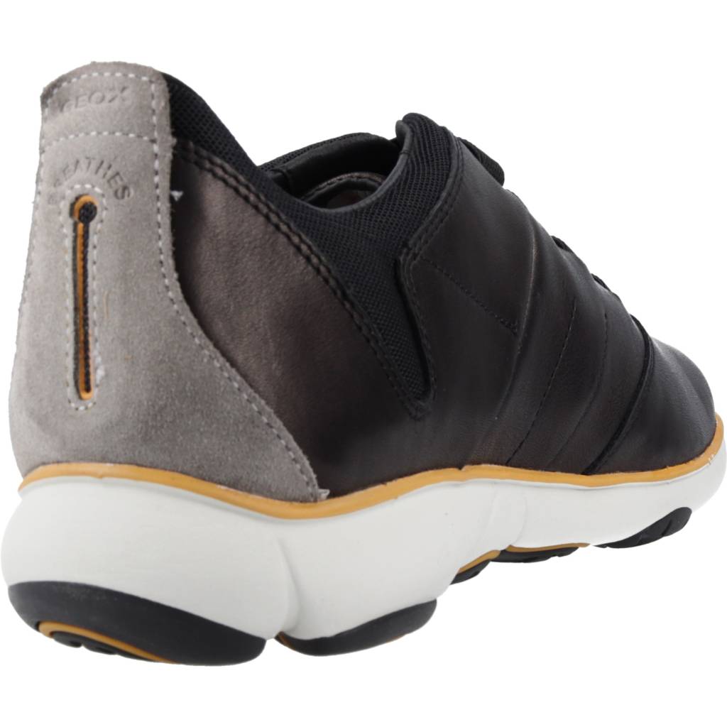 GEOX U NEBULA E- NAPPA en color MARRON (3)