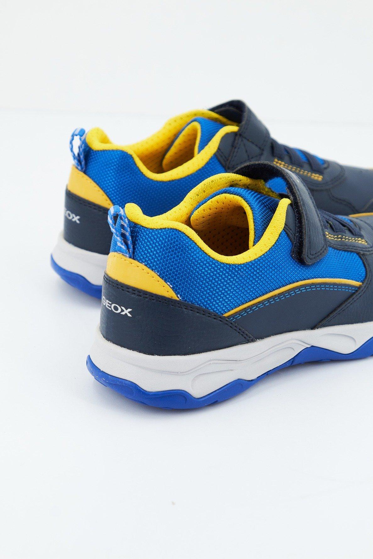 GEOX J CALCO BOY en color AZUL (3)