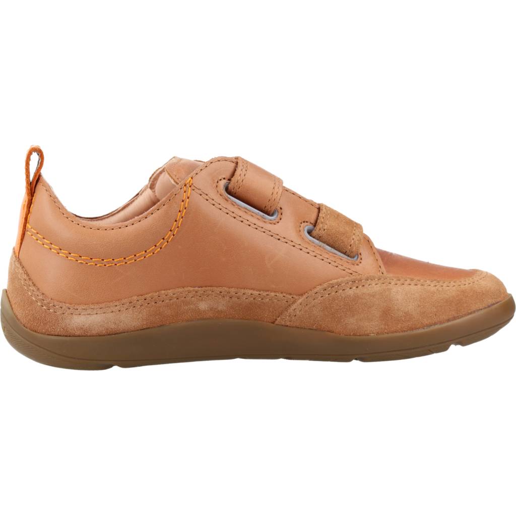 GEOX J BAREFEEL BOY en color MARRON CLARO (4)