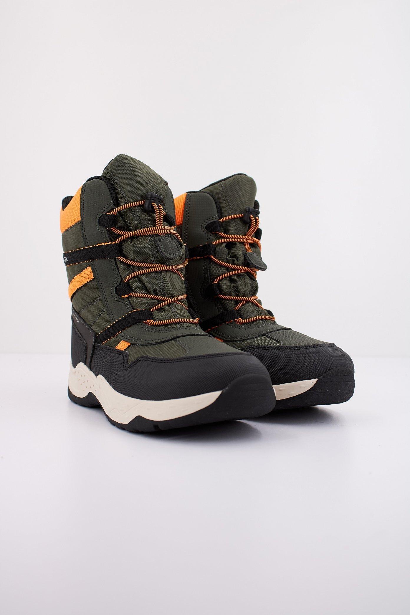 GEOX J SENTIERO BOY B ABX en color VERDE (2)