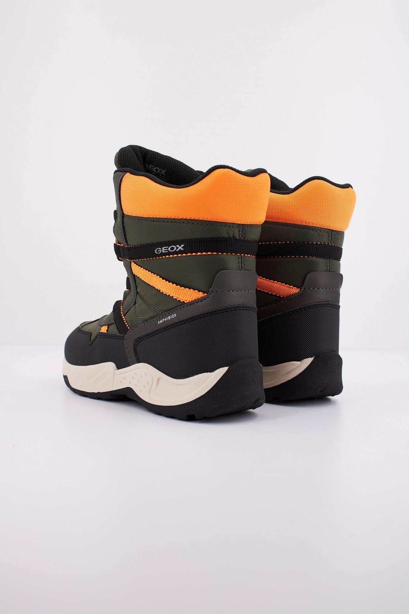 GEOX J SENTIERO BOY B ABX en color VERDE (4)