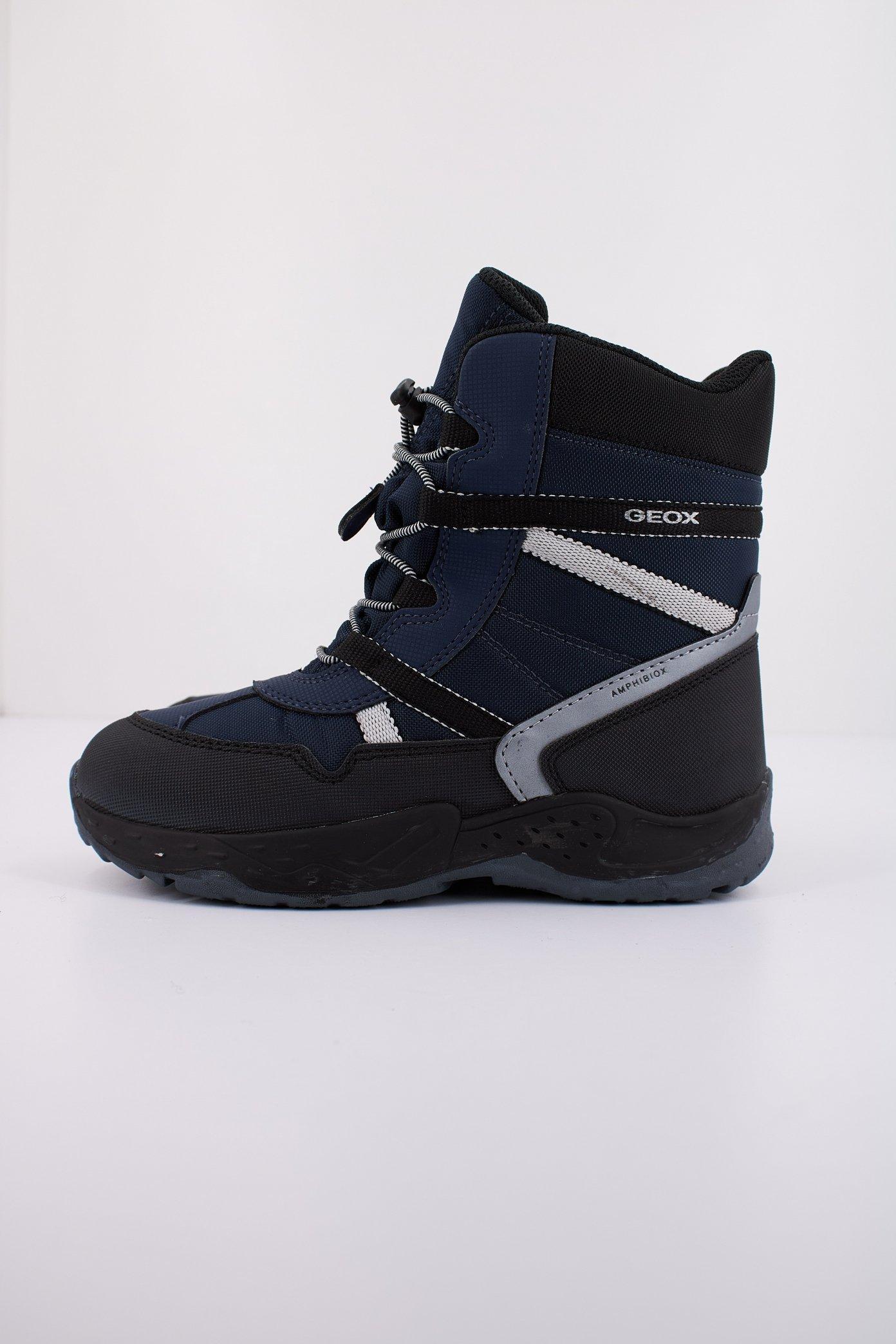 GEOX J SENTIERO BOY B ABX en color AZUL (1)