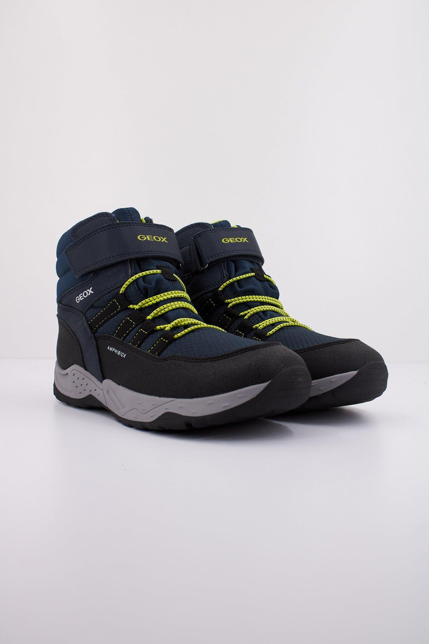 GEOX J SENTIERO BOY B ABX en color AZUL (2)