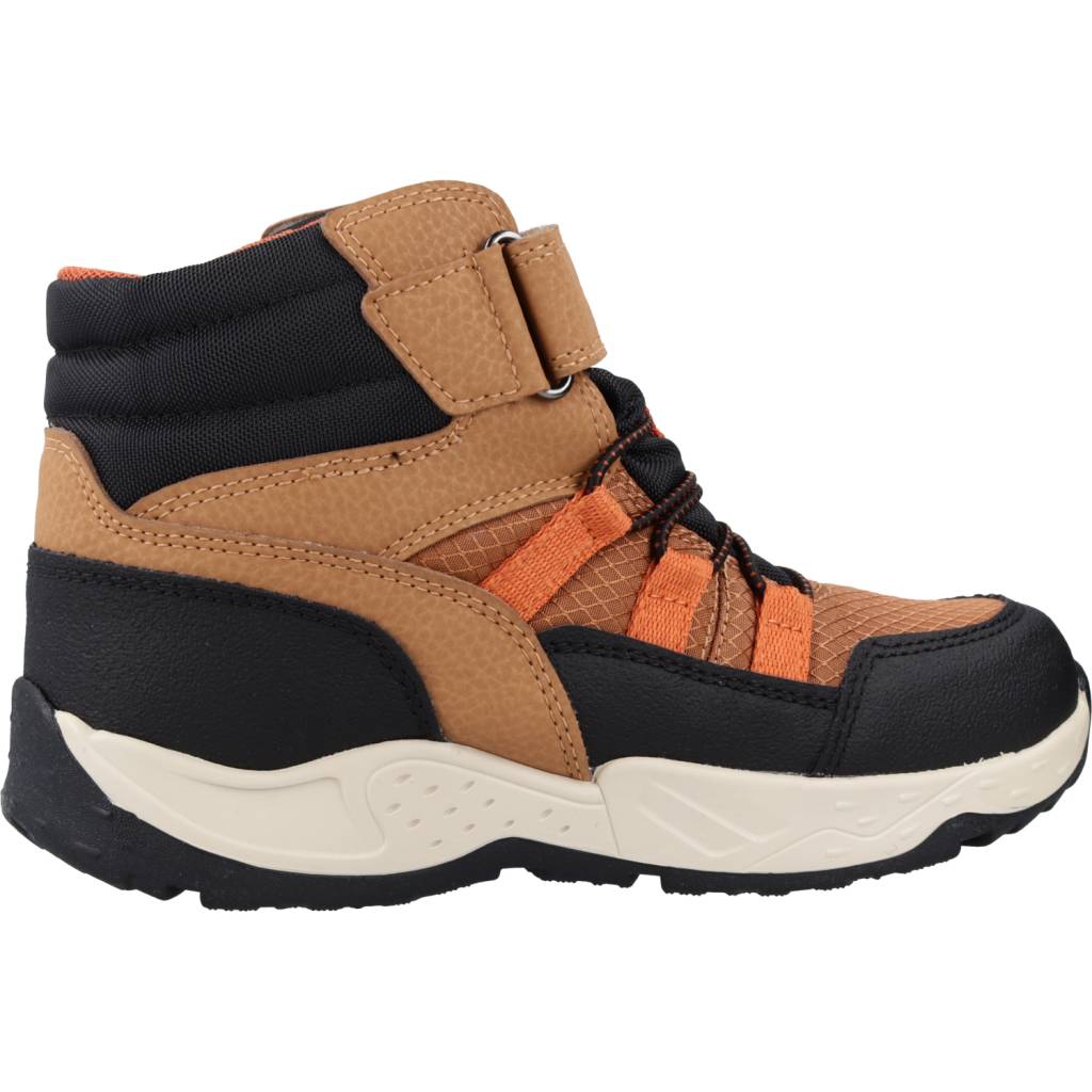 GEOX J SENTIERO BOY B ABX en color MARRON (4)