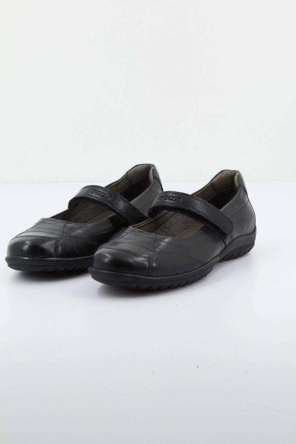 GEOX JR SHADOW en color NEGRO (1)