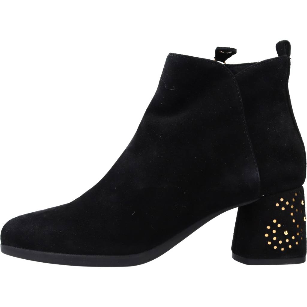 GEOX D CALINDA MID L en color NEGRO (2)