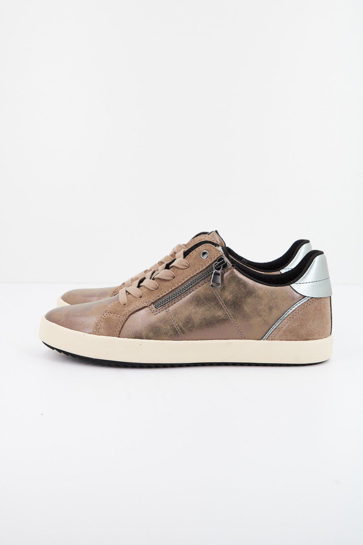 GEOX D BLOMIEE en color MARRON (1)