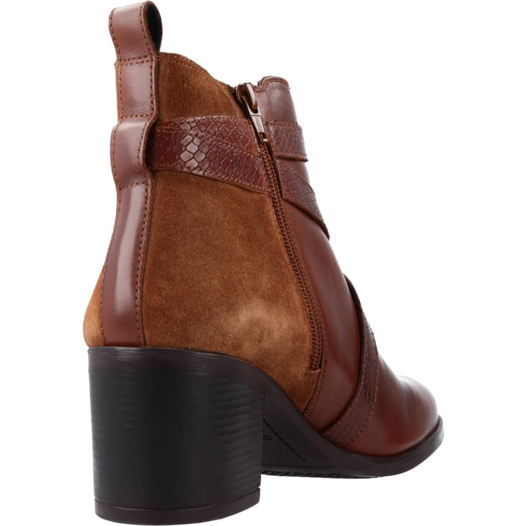 GEOX D NEW ASHEEL B en color MARRON (3)