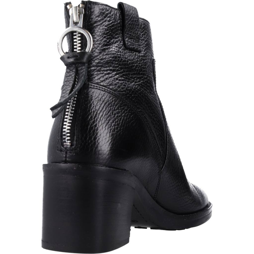 GEOX D GIULILA en color NEGRO (3)