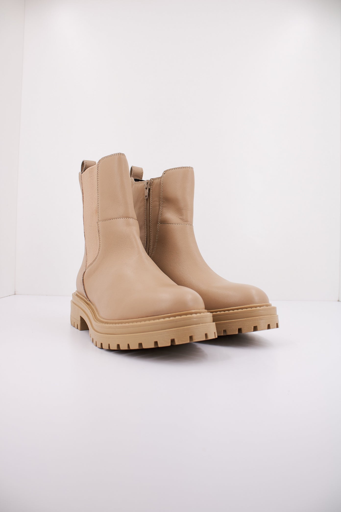 GEOX D IRIDEA en color MARRON CLARO (2)