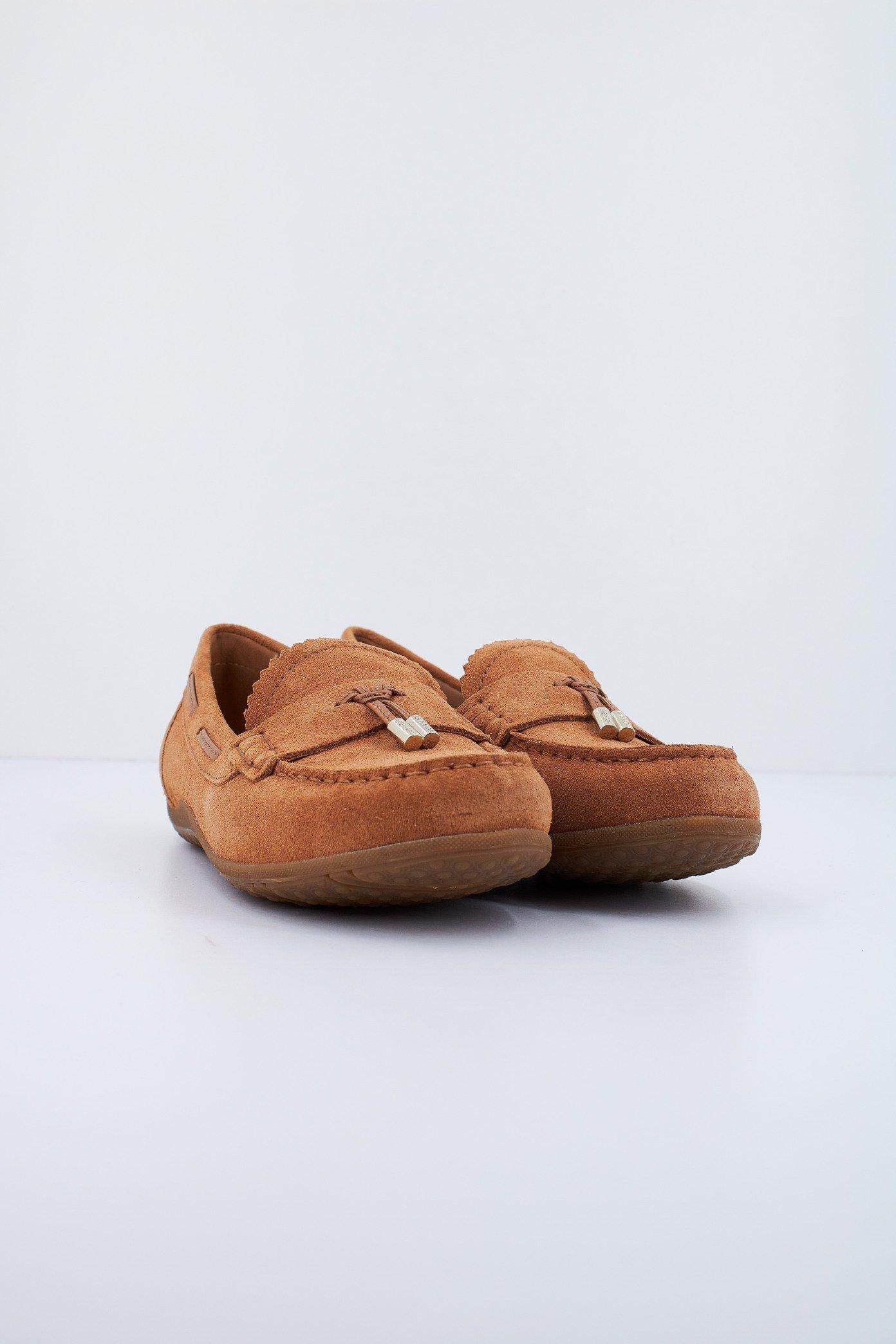 GEOX D VEGA MOC A en color MARRON (2)