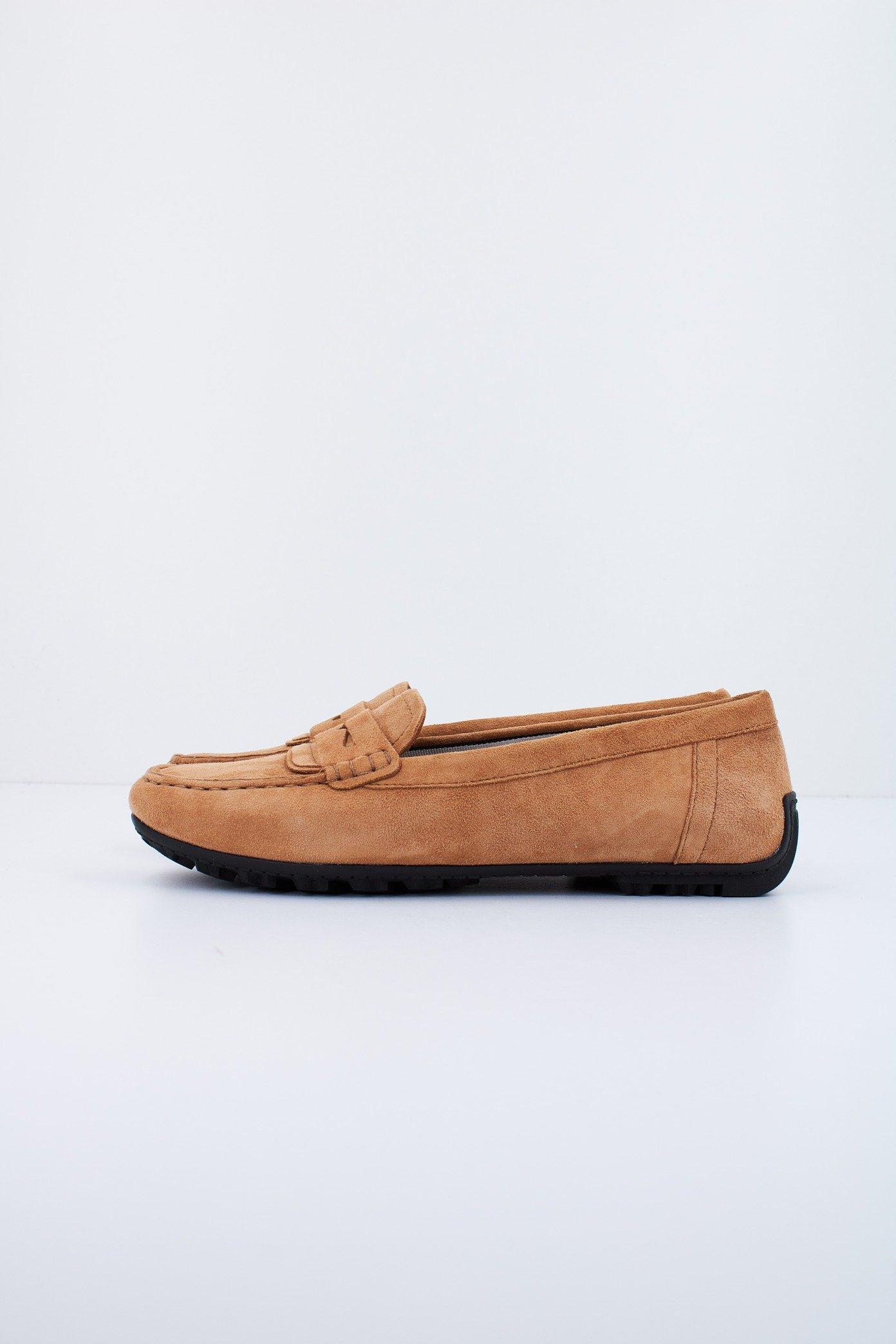 GEOX D KOSMOPOLIS GRIP A en color MARRON CLARO (1)