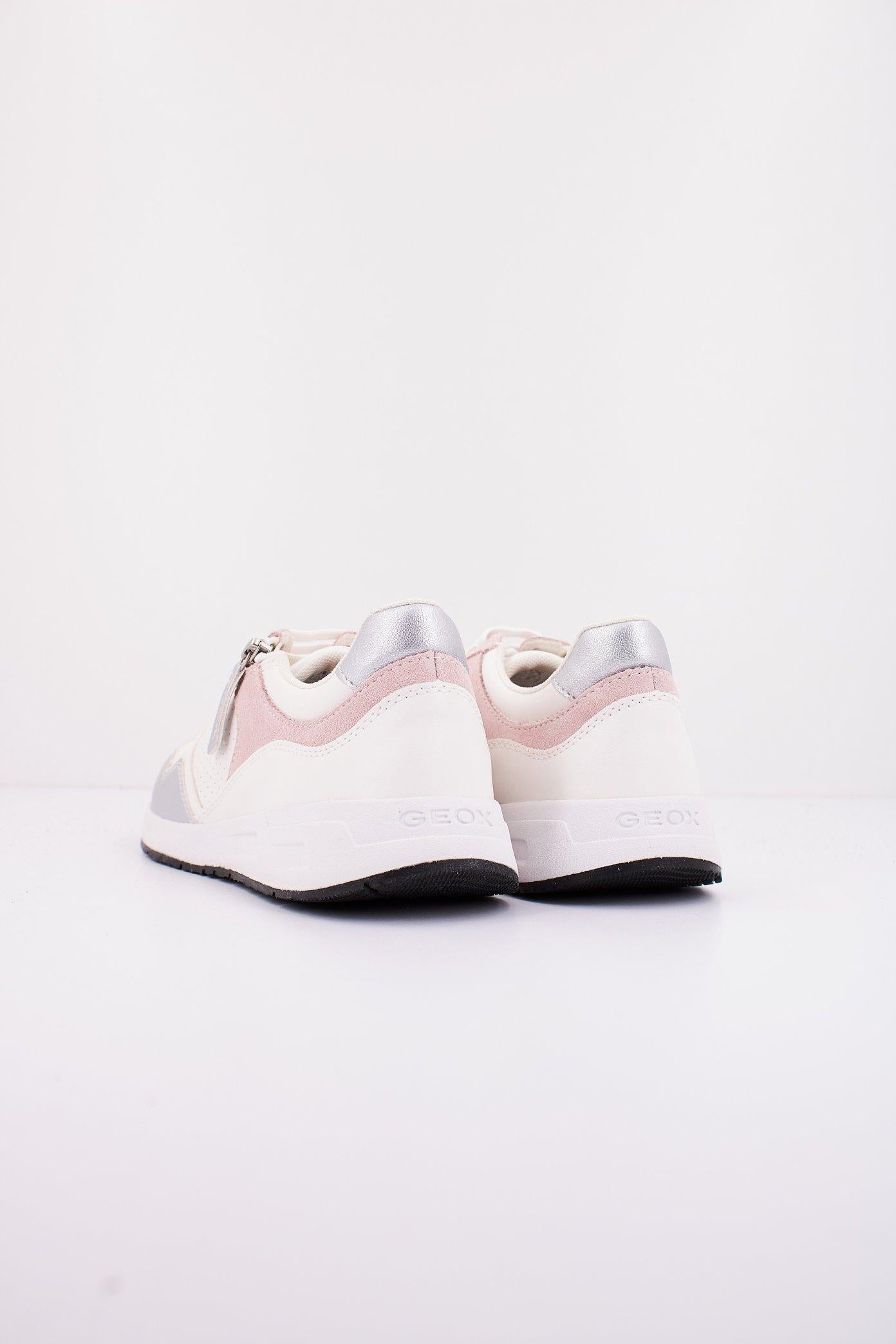 GEOX D BULMYA B en color BLANCO (3)