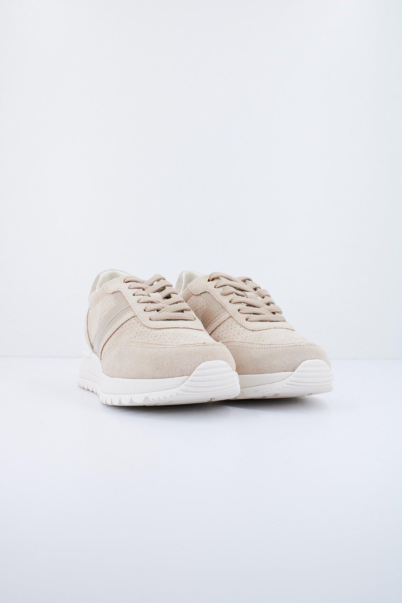 GEOX D DESYA A en color BEIS (2)